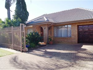 3 Bed House in Van Dyk Park
