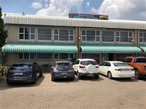 750 m² Industrial space in Hennopspark
