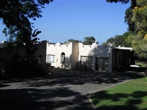 6469 m² Farm in Illovo Glen
