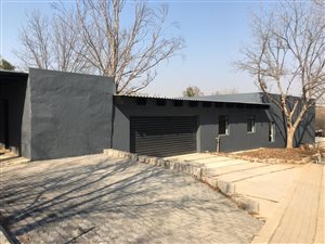 5 Bed House in Chartwell