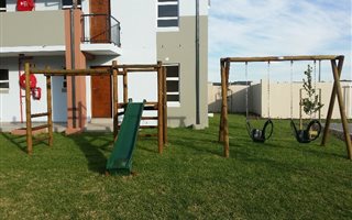 3 Bedroom Apartment in Kraaifontein Central