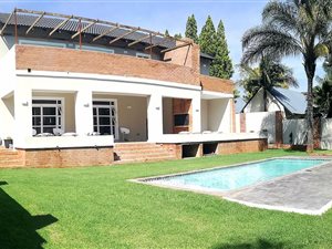 5 Bed House in Newlands