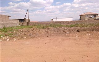 360 m² Land available in Mohlakeng
