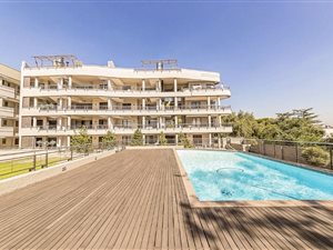 3 Bed Apartment in Craighall
