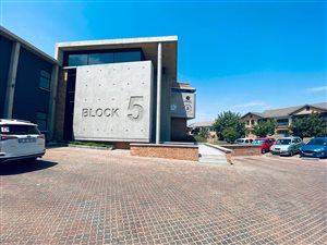 111 m² Commercial space in Tijger Valley and surrounds