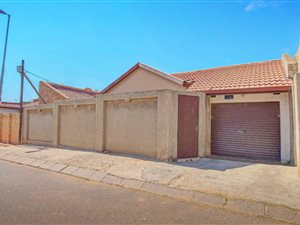 4 Bed House in Soweto Central