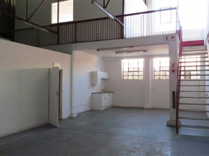 162 m² Industrial space in Steeledale