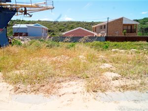 325 m² Land available in Kleinkrantz