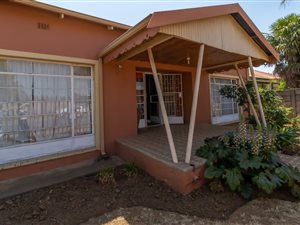 3 Bed House in East Geduld