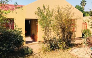 2 Bedroom House in Elandspoort