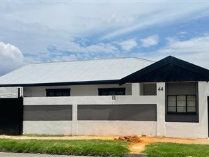 8 Bed House in Vrededorp
