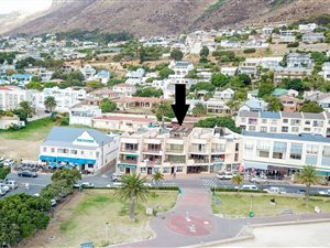 4 Bed Apartment in Gordons Bay Central