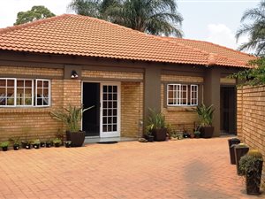 3 Bedroom Cluster in Boksburg West