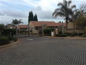 3 Bedroom Simplex in Eco Park