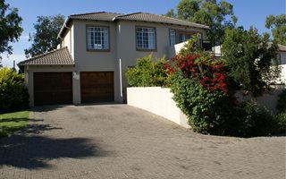 3 Bedroom Duplex in Kyalami Hills