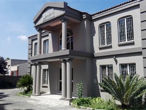 390 m² Office Space in Boksburg East