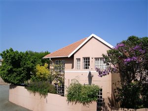 2 Bed Apartment in Radiokop