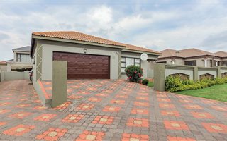 3 Bedroom Townhouse in Reyno Ridge