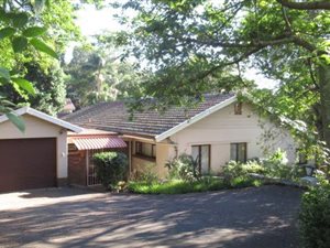 4 Bed House in Cowies Hill