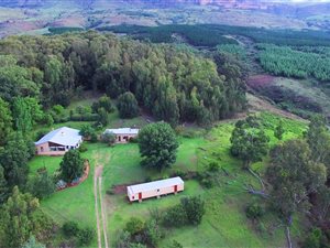 396.1 ha Farm in Mooi River