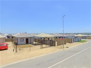 2 Bed House in Halfway House