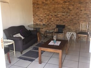 1 Bed Garden Cottage in Observatory