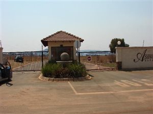 1 ha Land available in Erasmia