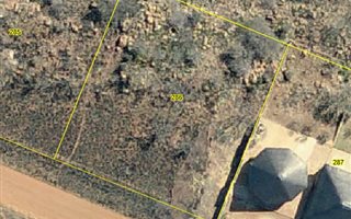 810 m² Land available in Vaaloewer