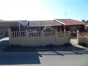 3 Bed House in Umlazi