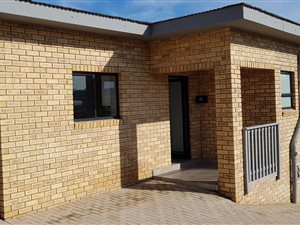 4 Bed House in Reebok