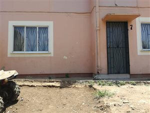 2 Bed Apartment in Caneside