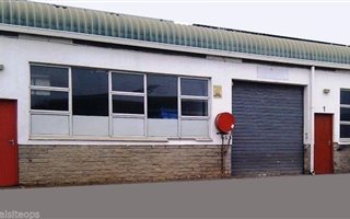 183 m² Industrial space in New Germany