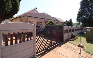 3 Bedroom House in Lilianton