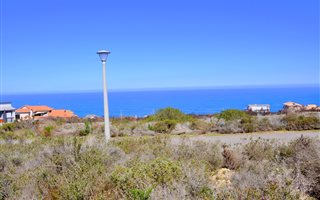 857 m² Land available in Village On Sea