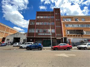 1800 m² Commercial space in Doornfontein