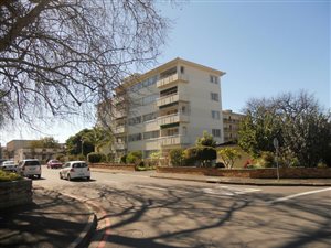 2 Bed Apartment in Paarl