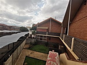 2 Bed Apartment in West Porges