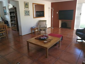 4 Bed House in Edgemead