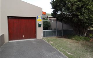 2 Bedroom Townhouse in Oakglen