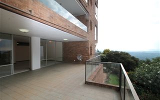 2 Bedroom Townhouse in Northcliff