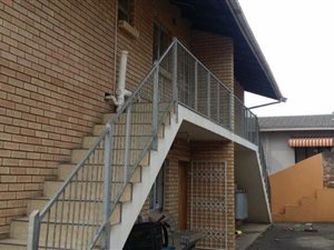 4 Bed Apartment in Sea Cow Lake