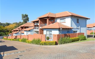 3 Bedroom Apartment in Sonneglans