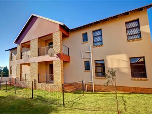 3 Bed Apartment in Princess AH