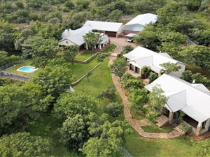 1014 ha Farm in Mookgophong (Naboomspruit)