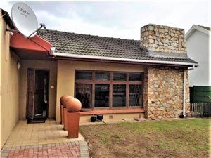 3 Bedroom House in Glenhurd