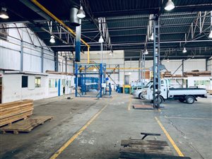 2100 m² Industrial space in New State Area