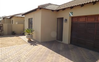 3 Bedroom Townhouse in Wilkoppies