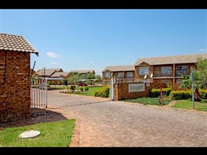 2 Bed Apartment in Arundo Estate