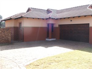 3 Bed Townhouse in Henley on Klip
