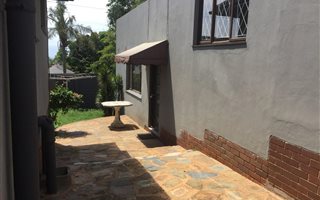 1 Bedroom House in Park Hill
